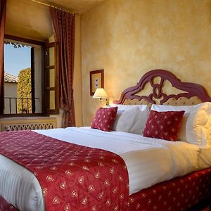 Classic Queen Room Borgo Bagnaia